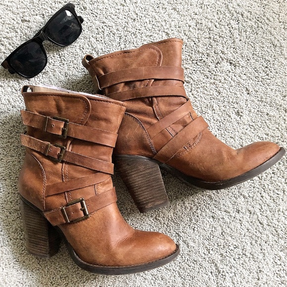 Steve Madden Shoes - STEVE MADDEN brown Rutgers boot